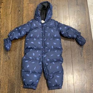 Gap toddler boys size 12-18 months snow suit.